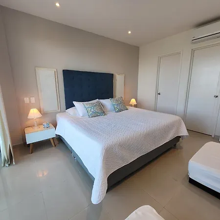 Apartamento, En Primera Linea De Playa Cartagena