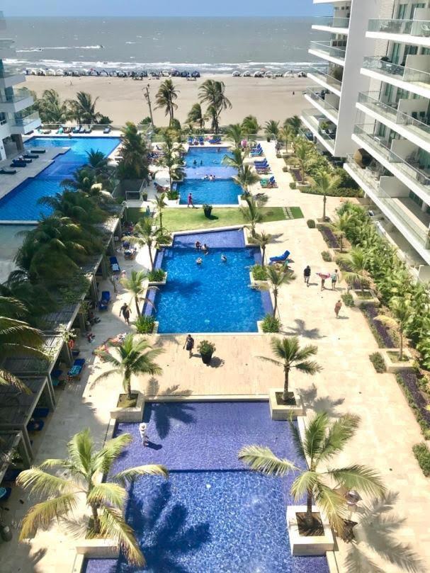 Apartamento, En Primera Linea De Playa * Cartagena